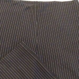Chicos Pinstripe Pants - Black.  Plain Pull On. Size 1R, US Medium
